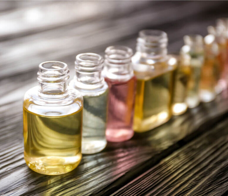Corso di Formulazione e Creazione della Profumeria Alcolica